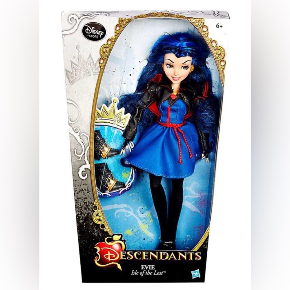 Descendants Evie Isle of the Lost Doll
